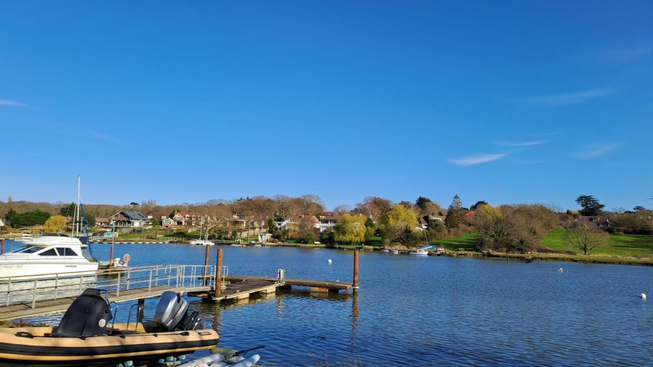 Sandown On The Creek Wootton Bridge  Exterior foto